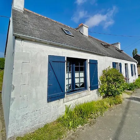 Maison Chaleureuse A 10 Minutes De La Mer Holiday home Lanmeur